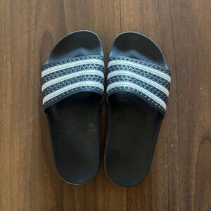 Kids Adidas Blue & White Stripe Slides - Size 5